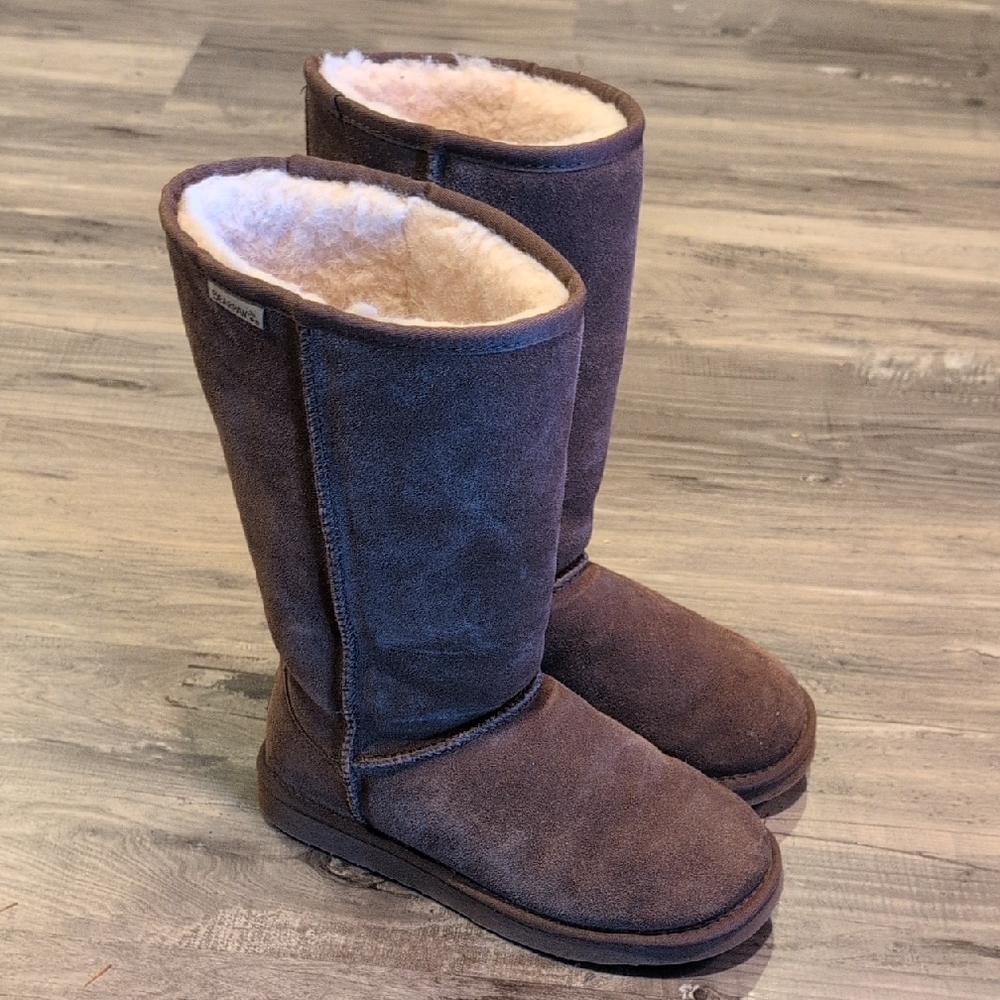 BearPaw Cream Shearling Boots